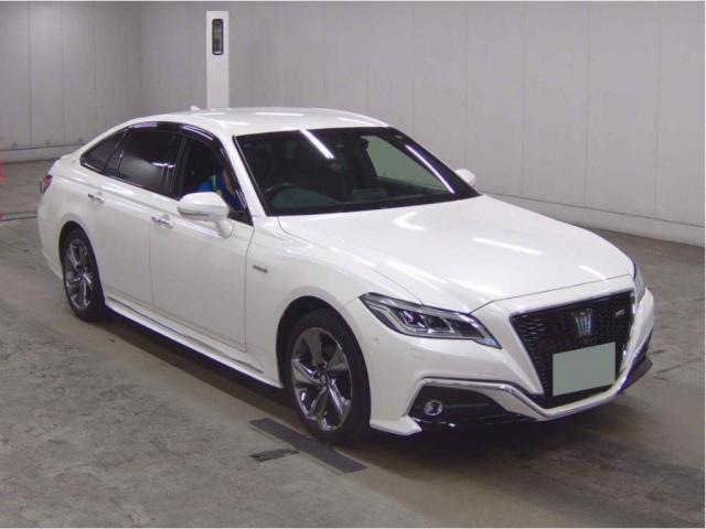 Toyota Crown Hybrid