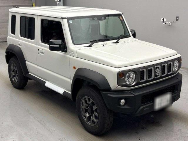 SUZUKI JIMNY NOMADE