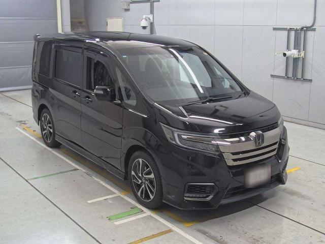 HONDA STEPWAGON SPADA