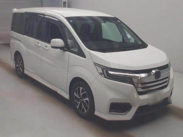 HONDA STEPWAGON SPADA