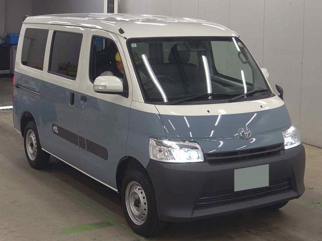 TOYOTA TOWNACE VAN