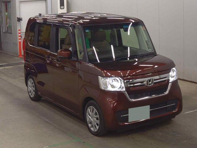 HONDA N-BOX