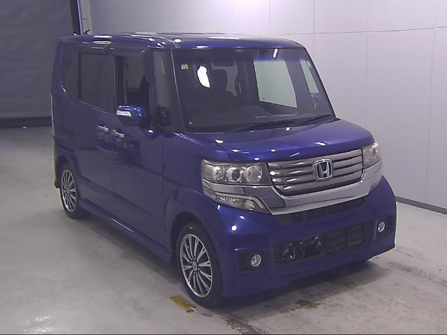 HONDA N-BOX CUSTOM