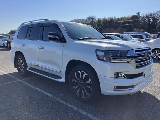 TOYOTA LAND CRUISER
