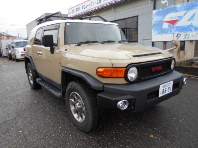 TOYOTA FJ CRUISER