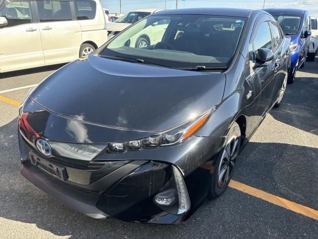 Toyota Prius PHV