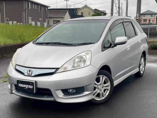 Honda FIT Shuttle Hybrid