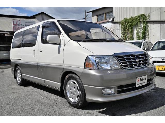 Toyota Grand Hiace