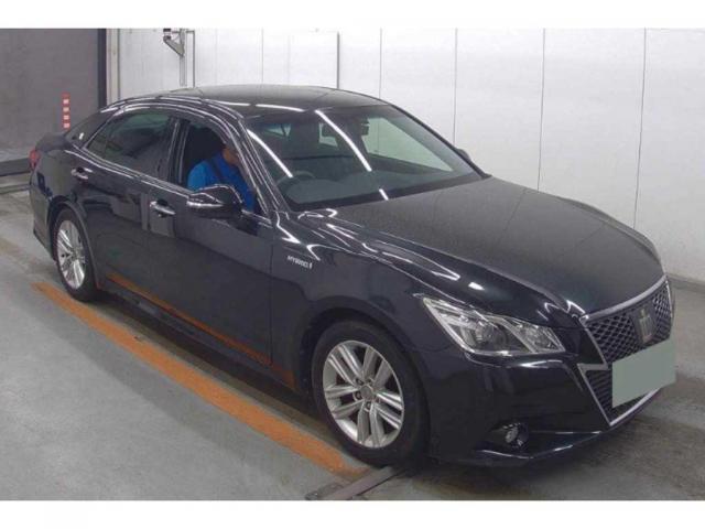 Toyota Crown Hybrid
