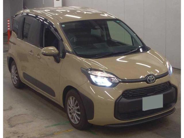 Toyota Sienta