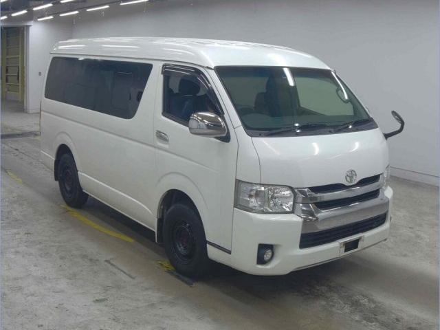 Toyota Hiace Wagon