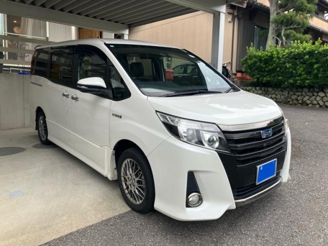 TOYOTA NOAH ZWR80W 2016