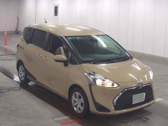 Toyota Sienta