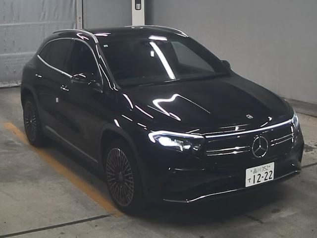 Mercedes Benz EQA