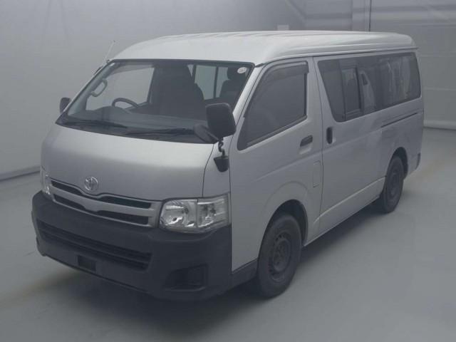 Toyota Hiace Wagon