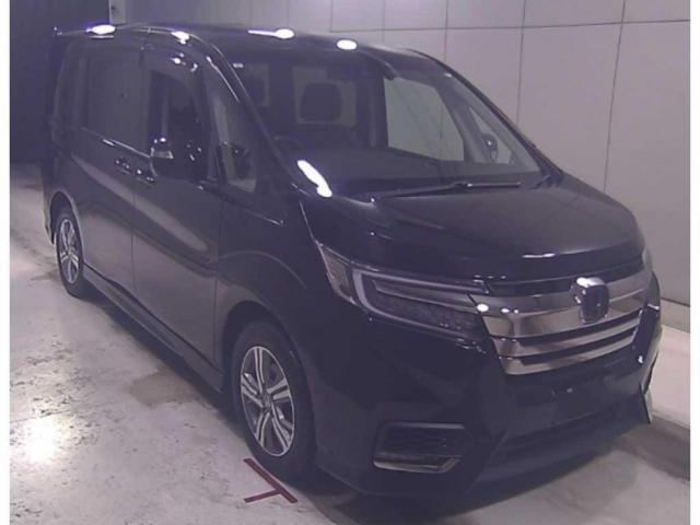 Honda Stepwagon Spada