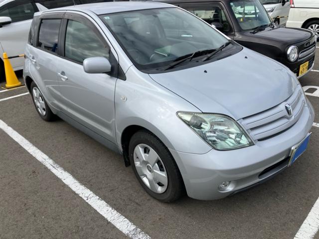 Toyota IST