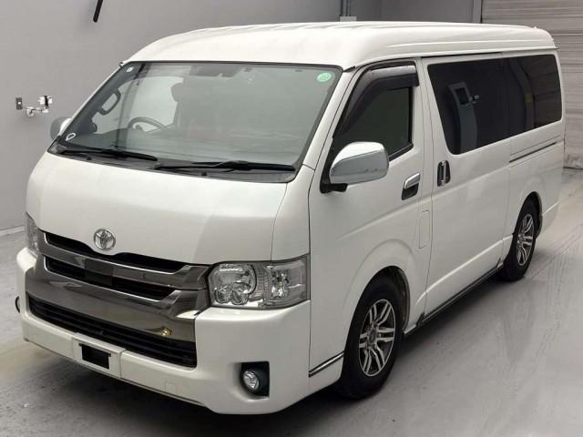 Toyota Regius ACE VAN