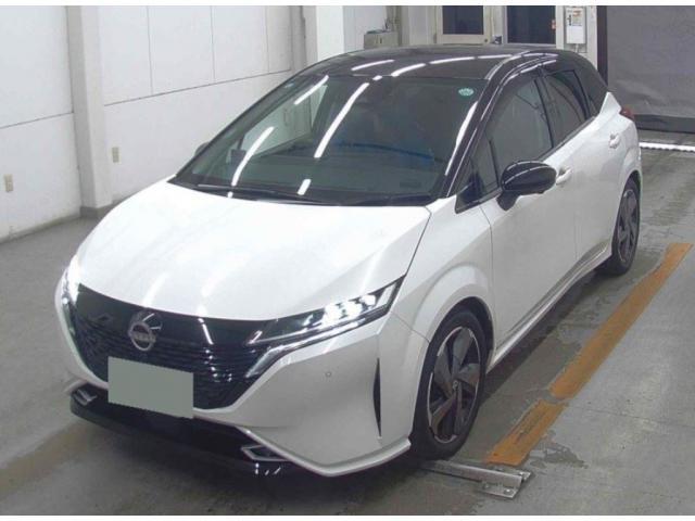 Nissan Aura