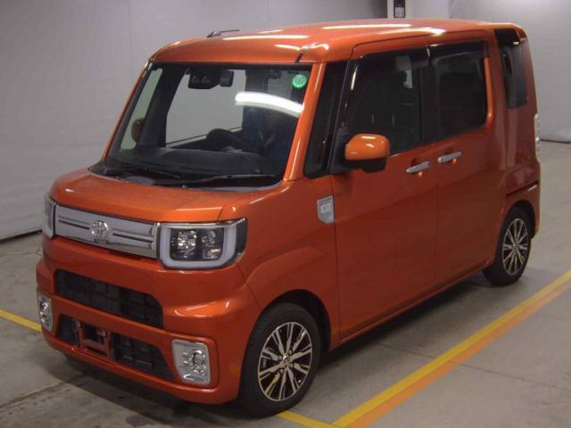 TOYOTA PIXIS MEGA