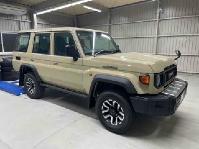 TOYOTA LAND CRUISER 70