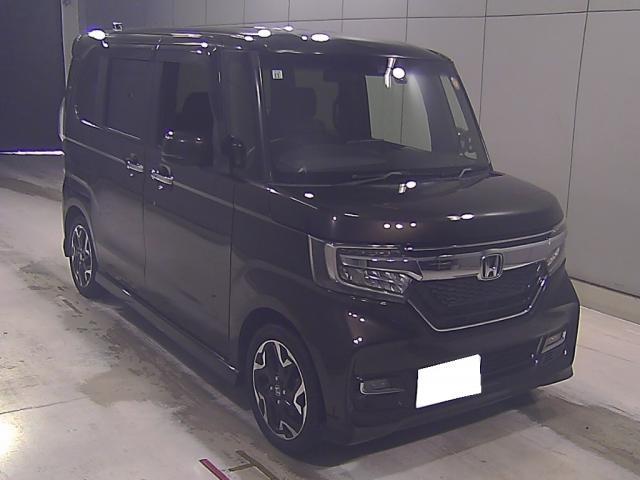 HONDA N-BOX CUSTOM