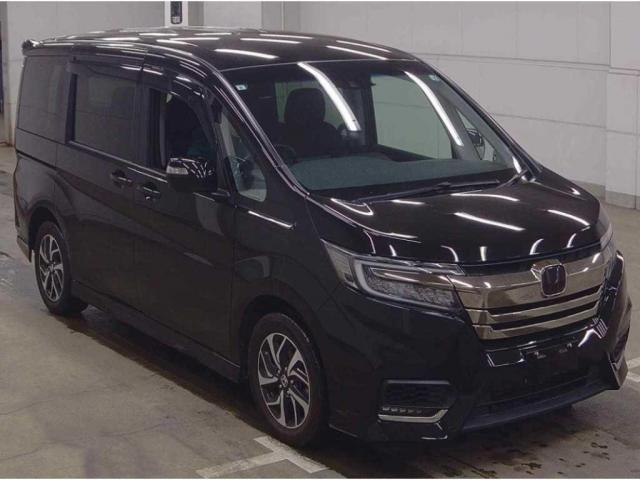 HONDA STEPWAGON SPADA