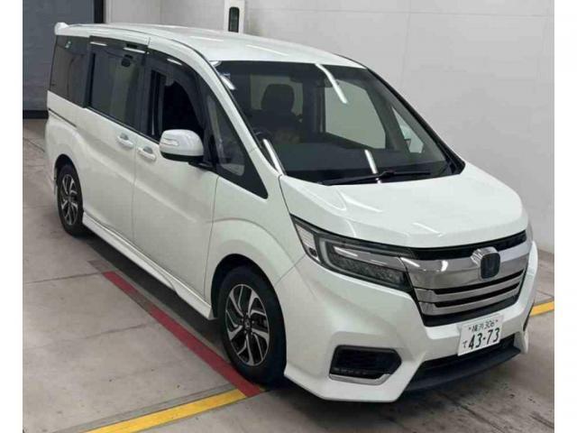 HONDA STEPWAGON SPADA