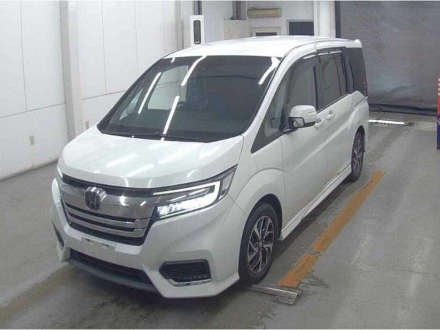HONDA STEPWAGON SPADA