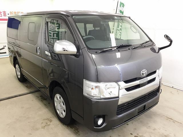 2019 hiace van