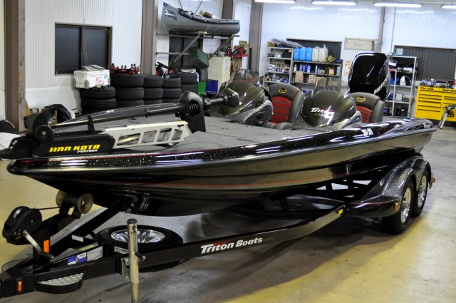 バスボート中古・新艇販売、アルファインターナショナル