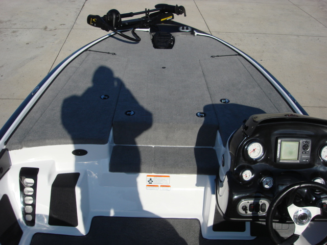ナイトロ　Z-7　中古バスボート　NITRO　BOAT