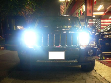 JEEP コマンダー　HID　取付け　装着　大阪　ガレージアクト