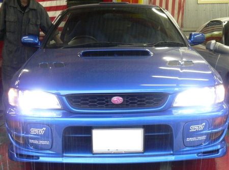 HID　取付け 販売 大阪 ガレージアクト アメ車 欧州車 国産車 パーツ カスタム 整備 修理 点検 検査 オークション代行 車検代行