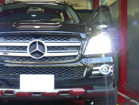 GL550 カスタム HID 社外 バルブ パーツ 取付 アメ車 輸入車 国産車 専門店 大阪 ガレージアクト