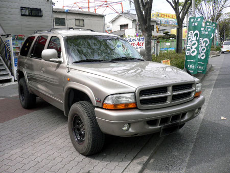 ダッジ デュランゴ 車検 点検 整備 重量税 減税 4月 オイル交換 アメ車 専門店 大阪 ガレージアクト