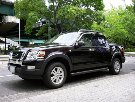 アメ車　カスタム　マフラー　加工取付　フォード　エクスプローラー 純正マフラー　ギブソンマフラー　交換　パーツ　輸入　専門店　大阪　ガレージアクト