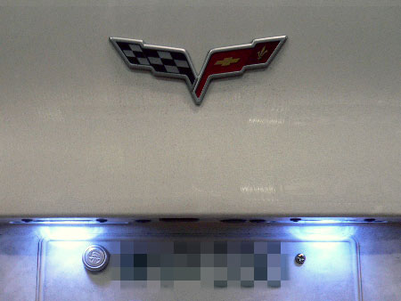 シボレー コルベット C6 カスタム HID LED ライセンス球 ナンバー灯 LED化 アメ車 専門店 大阪 ガレージアクト