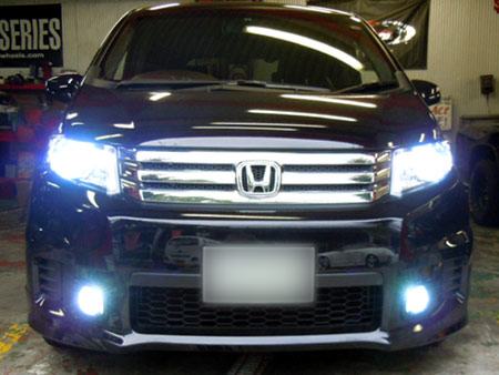 ホンダ フリード HID バーナー 指示器 LED 通販 取付 販売 LED専門店 大阪 ガレージアクト