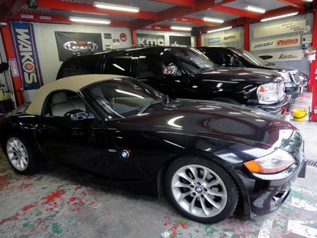 BMW Z4 足回り 修理 輸入車 アメ車 専門店 大阪 ガレージアクト