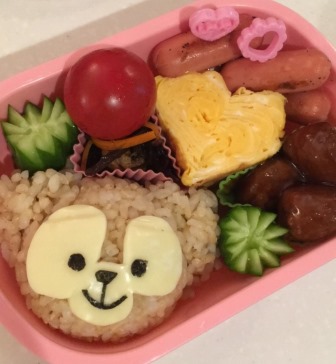 お弁当　キャラ弁　ダッフィ　池田市　車　中古車　輸入車　クルーズ　