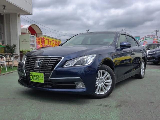 Used TOYOTA CROWN