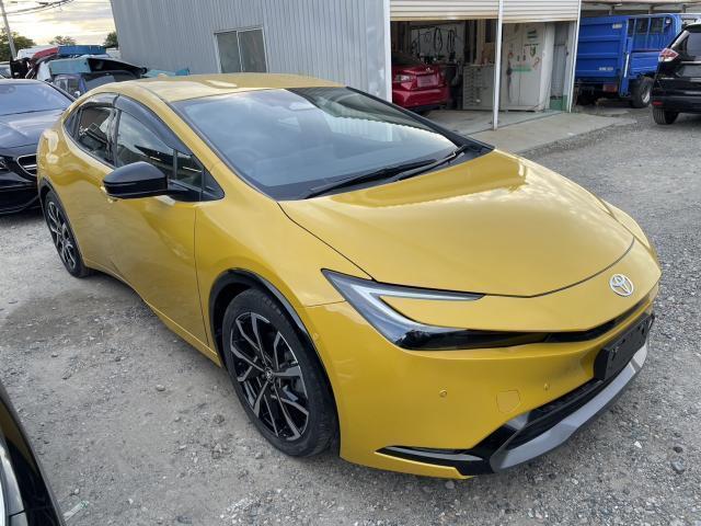 Used TOYOTA PRIUS