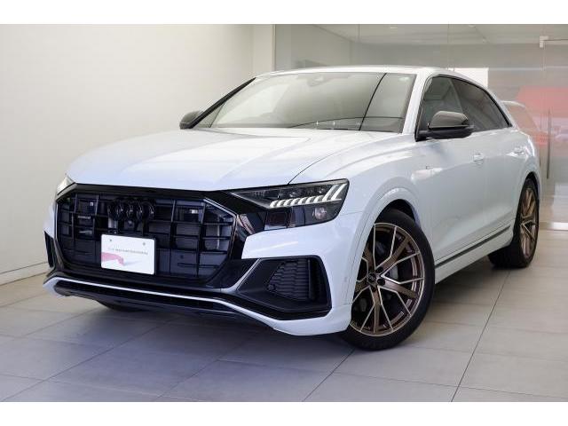Used AUDI Q8
