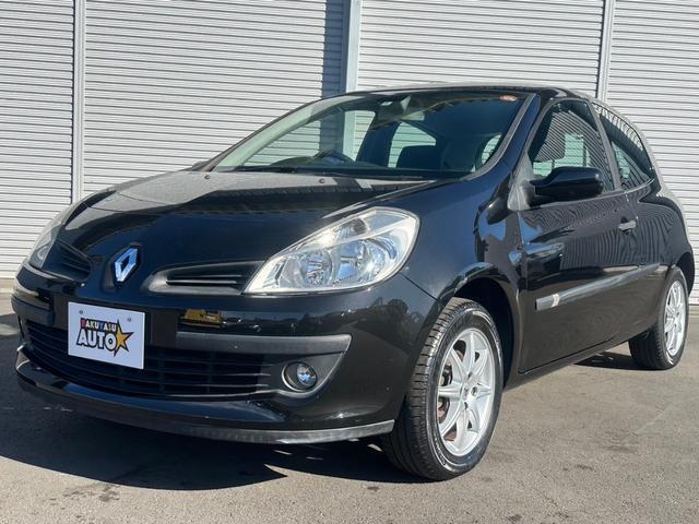 Renault Lutecia