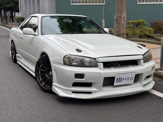 Used Nissan SKYLINE