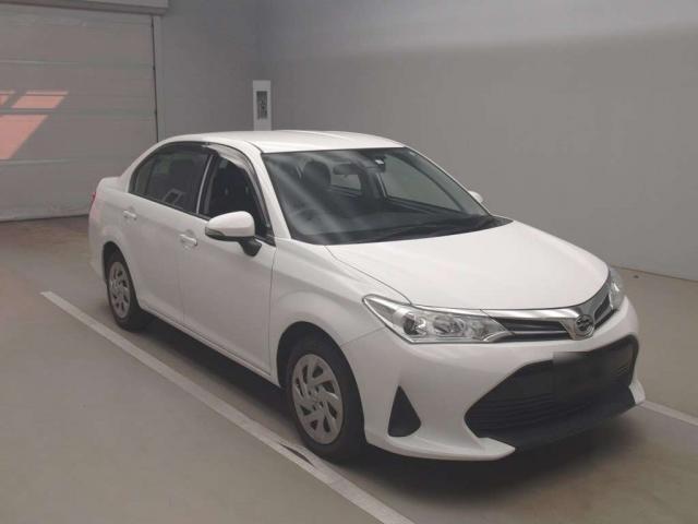Used Toyota COROLLA AXIO
