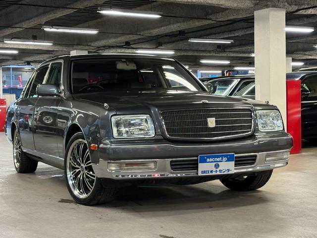 Toyota Century