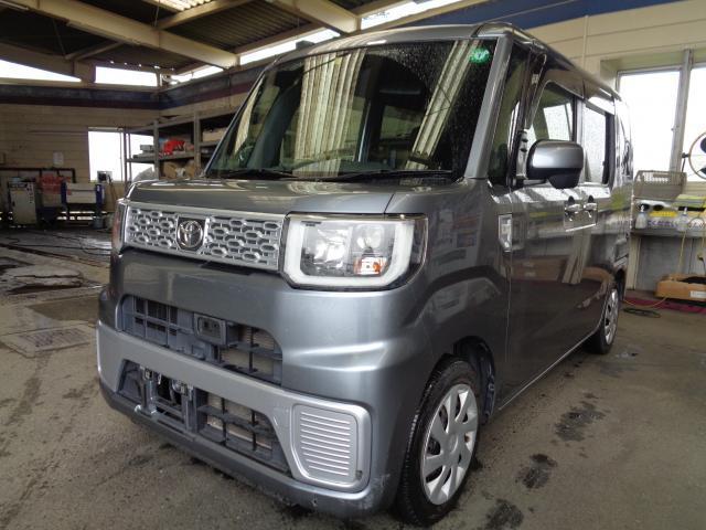 Used TOYOTA PIXIS MEGA