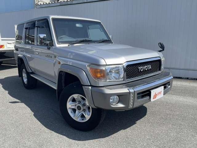 Used TOYOTA LAND CRUISER 70